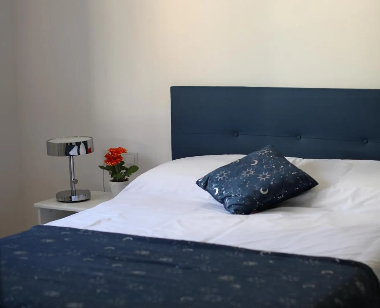 Maestro Damian, Moderna Vivienda Turistica A Estrenar En Bilbao Daire